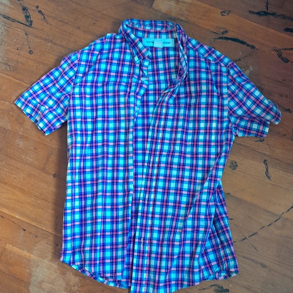 Old navy button down shirt